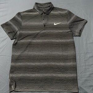 Nike Men's Golf/Tennis Polo Shirt with Black and White Pattern‎